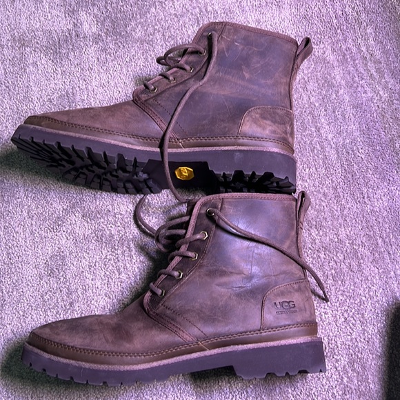 UGG lined boots - Picture 6 of 7